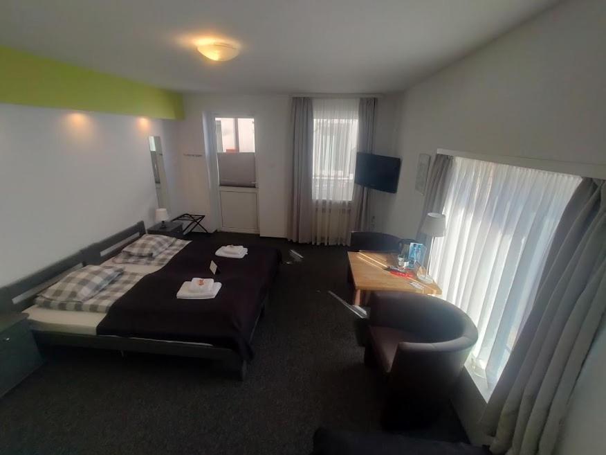 Rj Hotel パビャニツェ エクステリア 写真